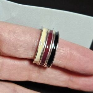 Silver tone three ring lot / set size 6